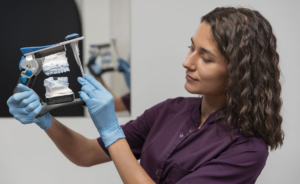 As Novas Tendências em Implantes Dentários: O Futuro da Reabilitação Oral