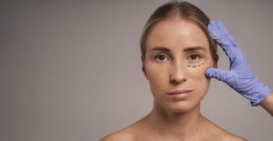 Rejuvenescimento das Pálpebras (Blefaroplastia): Olhar Mais Jovem, Leve e Renovado